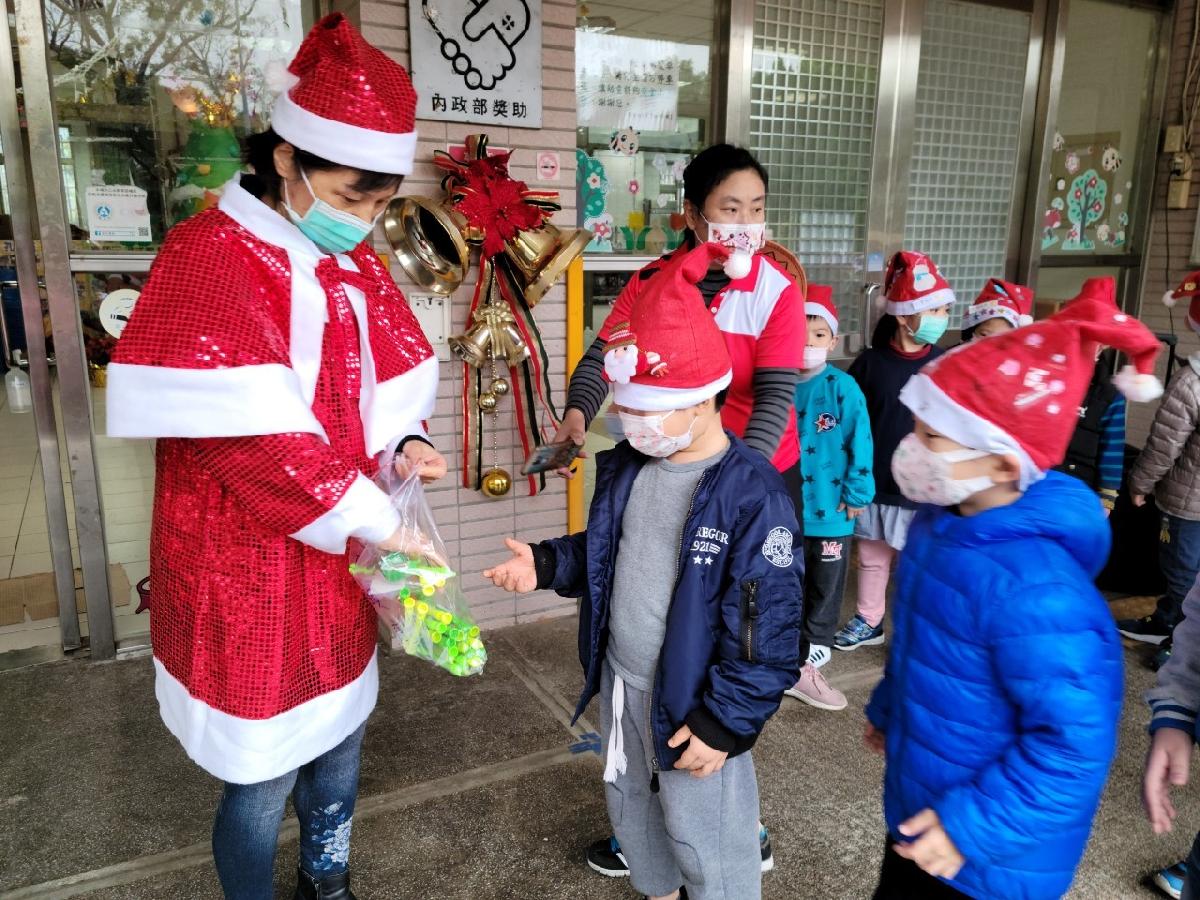 110-1 崙坪分班【夢幻與我同行聖誕趴】(2021/12/23)